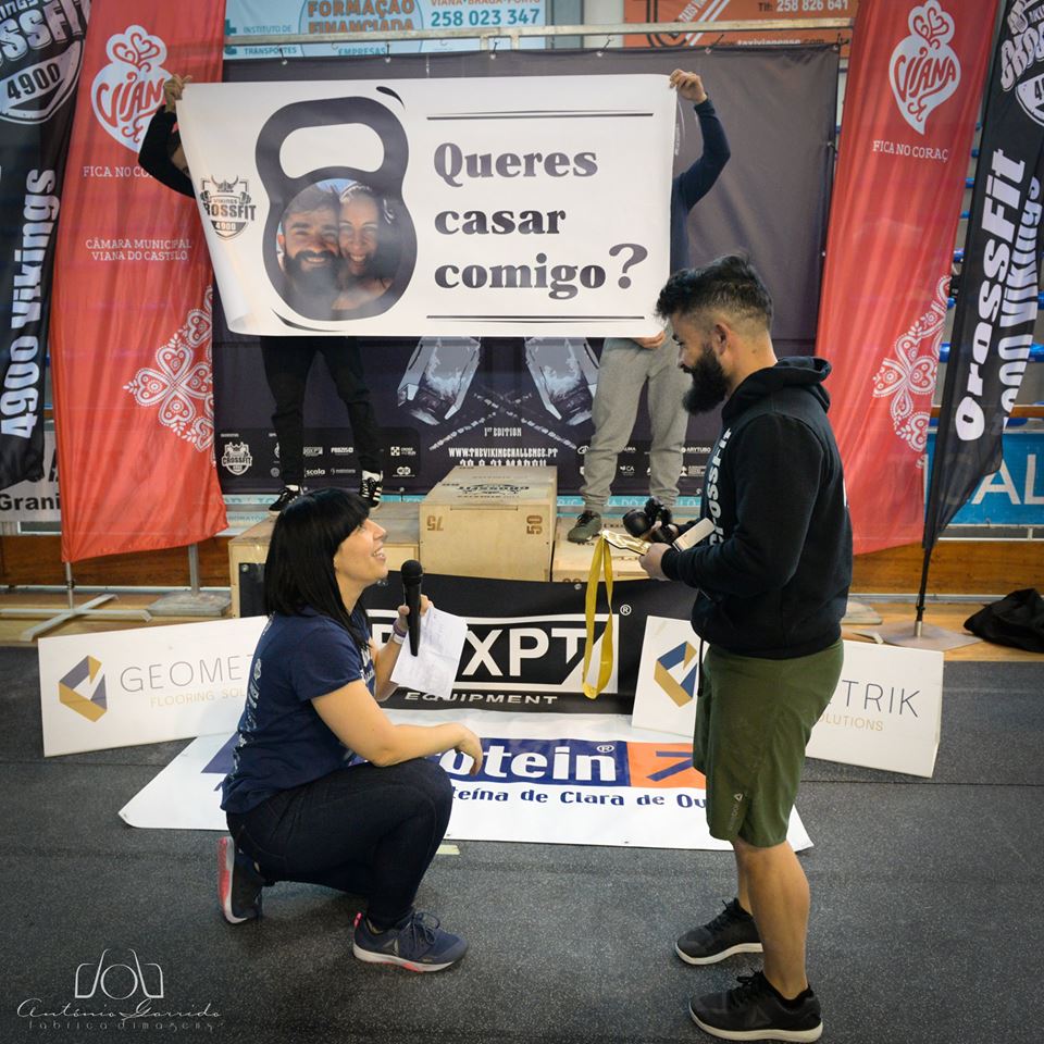 Pedido de casamento fecha com chaves de ouro o evento The Viking Challenge em Viana