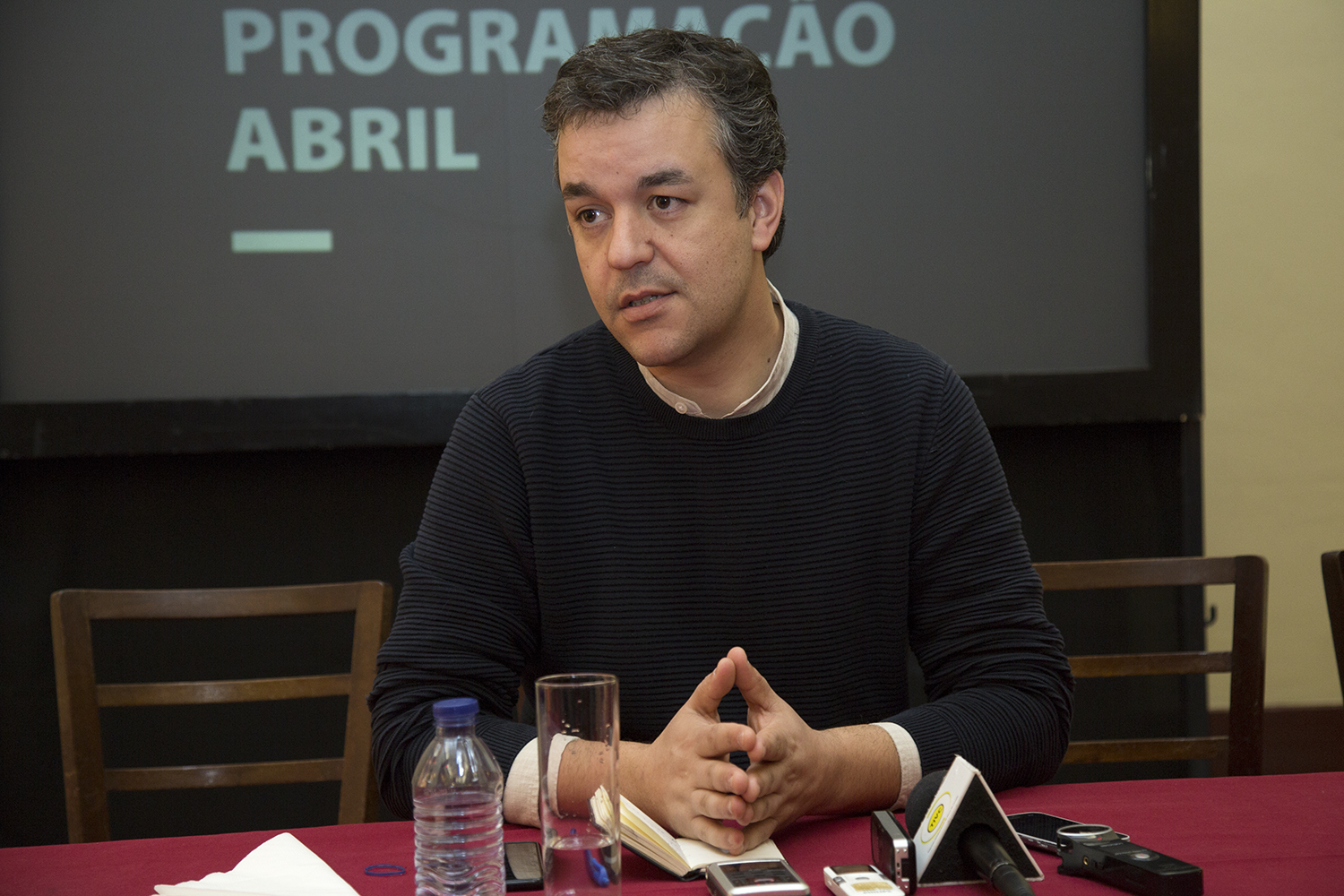 Vídeo: Teatro do Noroeste-CDV garante apoio da DGartes mas “vai esperar para ver”