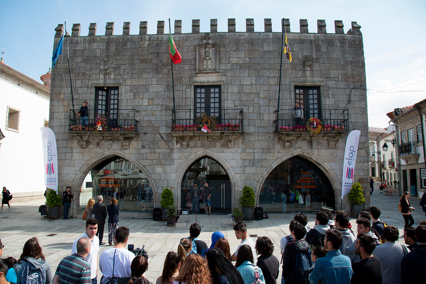 Bandeira da União Europeia hasteada em Viana do Castelo