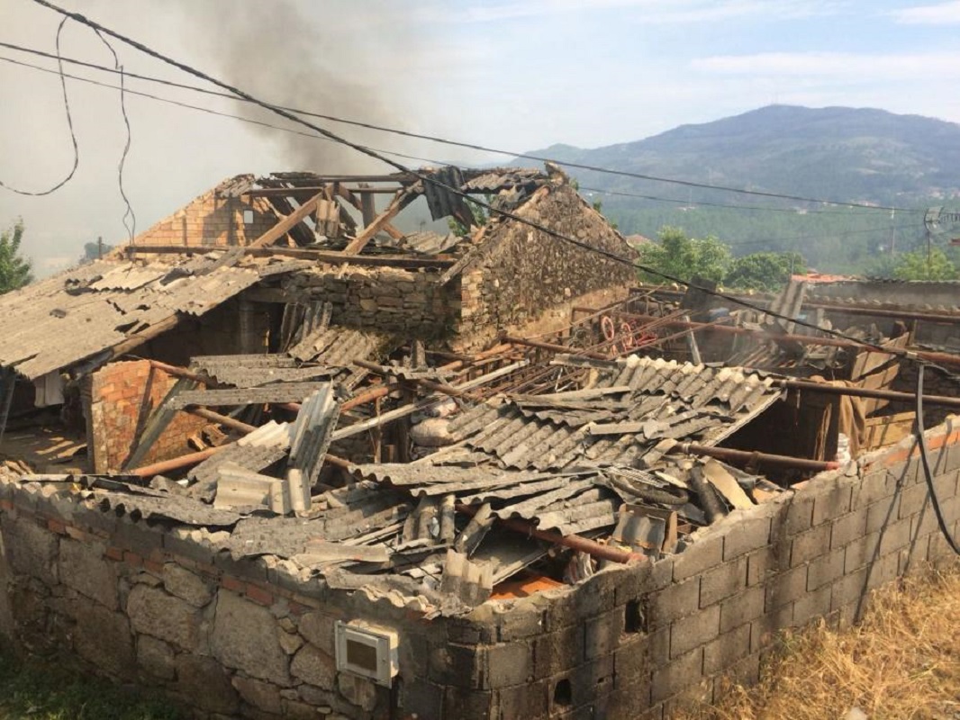 Confirmados três feridos ligeiros na explosão de pirotecnia em Tui
