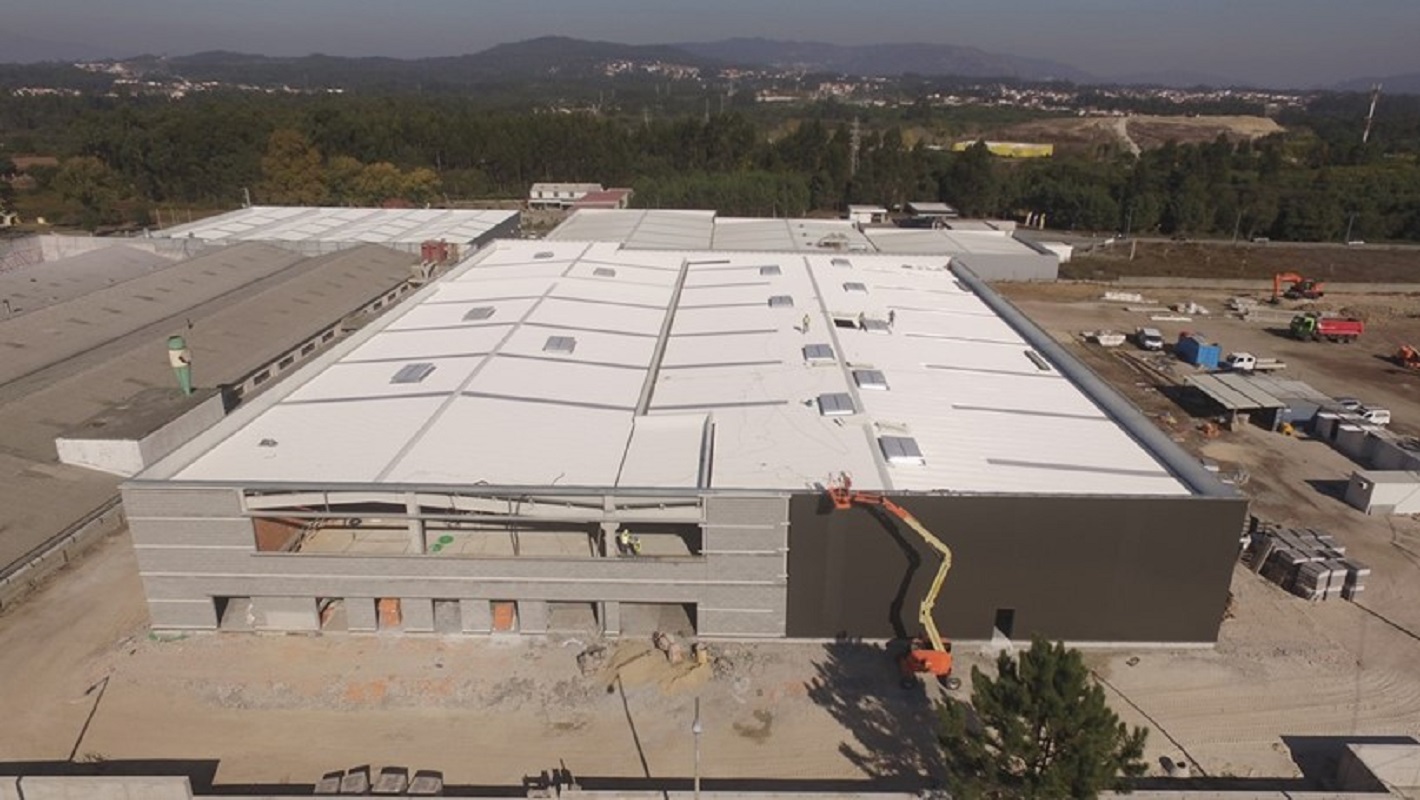 Viana recebe investimento de 2,4 ME de multinacional francesa de cosmética