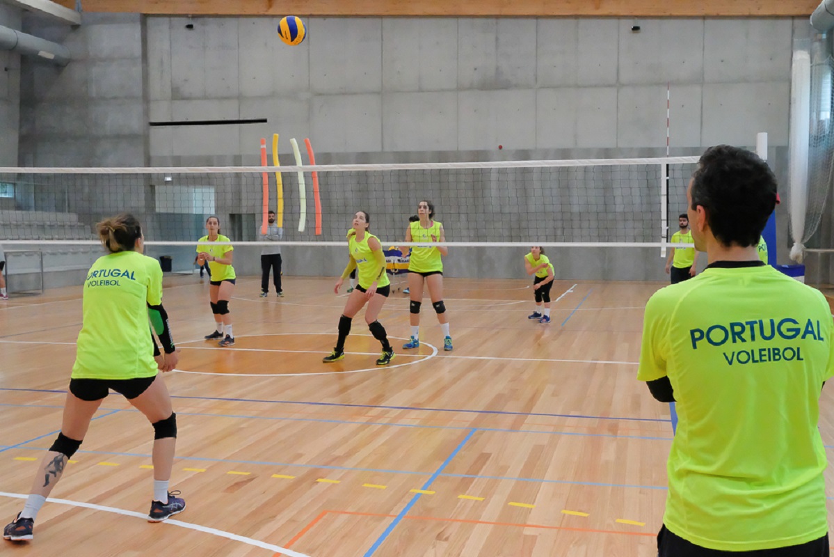 Jogos amigáveis entre Portugal e Espanha em femininos de voleibol disputados em Viana