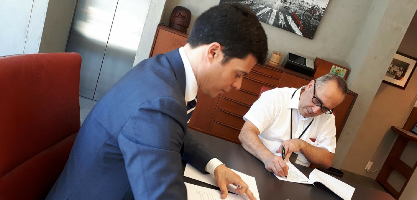 Sociedade de advogados de Viana celebra acordo de parceria com congénere japonesa.