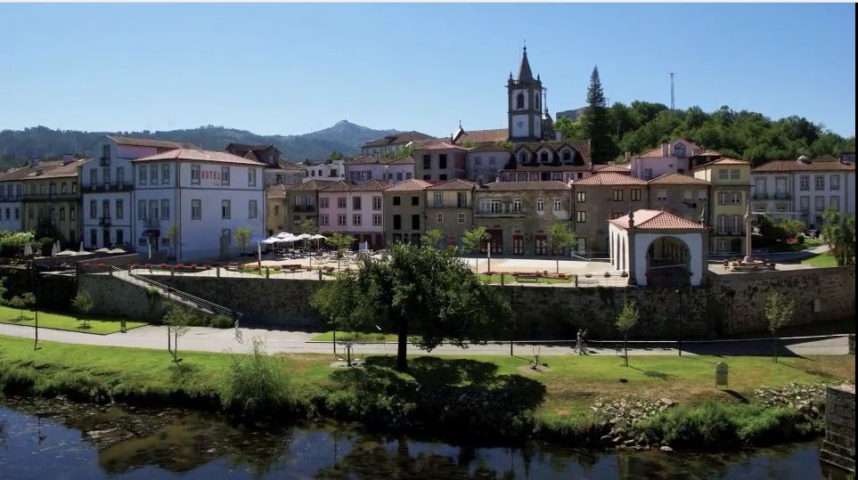 Ponte da Barca: Cabrito à Serra Amarela é iguaria a degustar nos restaurantes da Vila