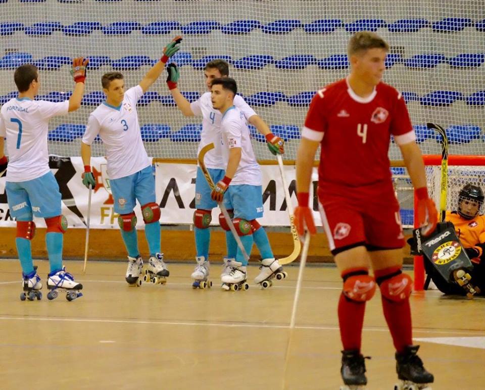 Portugal vence a Suíça e continua na luta pelo Europeu de hóquei em patins