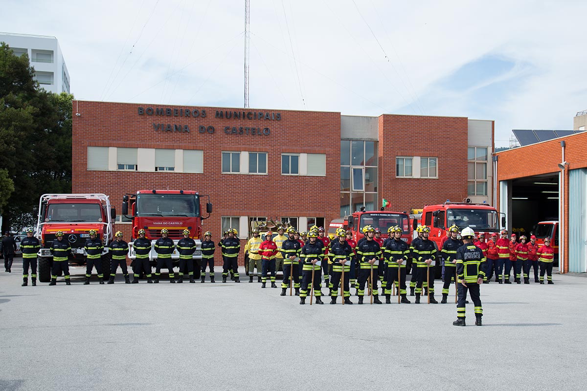 Dispositivo de combate a fogos em capacidade máxima até 15 de outubro