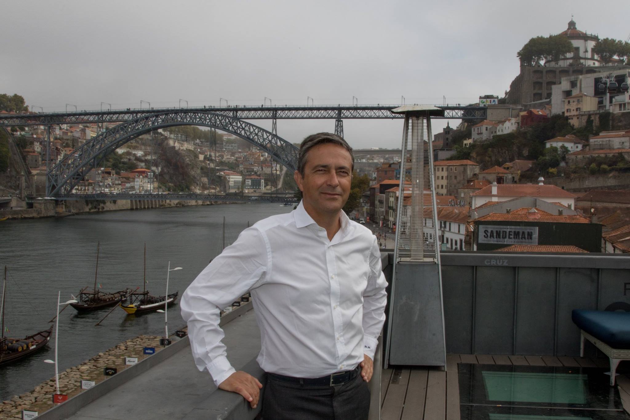 Melchior Moreira, presidente do Turismo do Porto e Norte, entre os detidos por viciação de contratos públicos