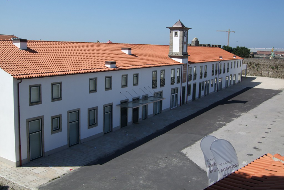 PJ faz buscas na sede do Turismo Porto e Norte no Castelo Santiago da Barra