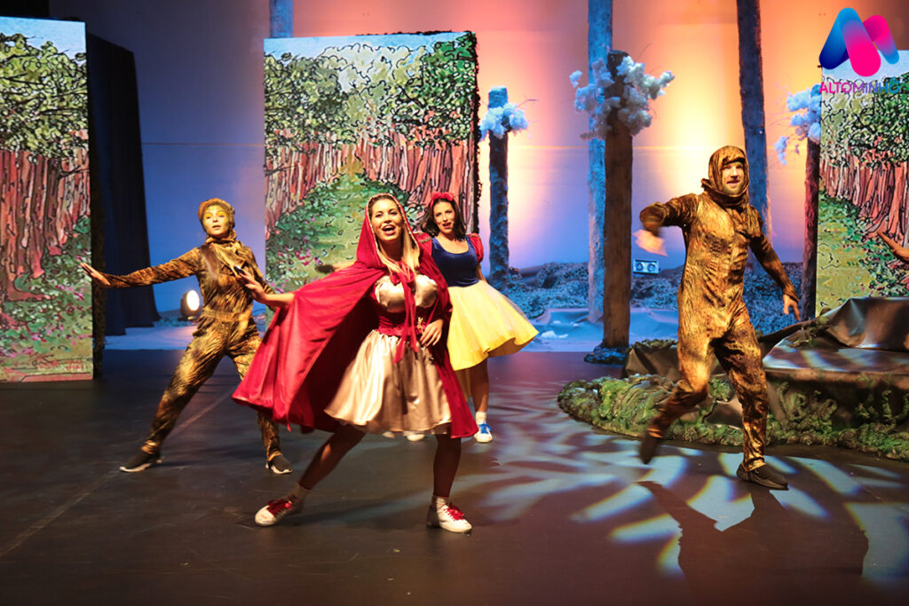 A magia do Natal voltou ao Braga Retail Center com o musical “Branca de Neve e os 40 Ladrões”