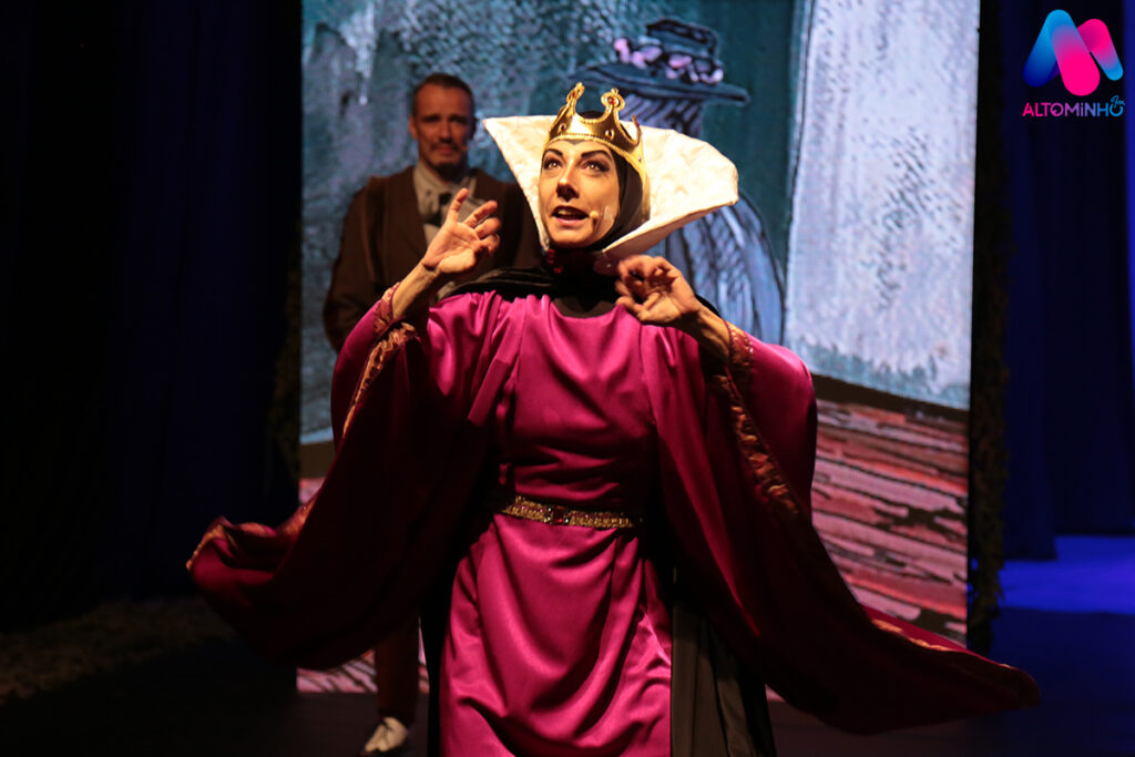 A magia do Natal voltou ao Braga Retail Center com o musical “Branca de Neve e os 40 Ladrões”