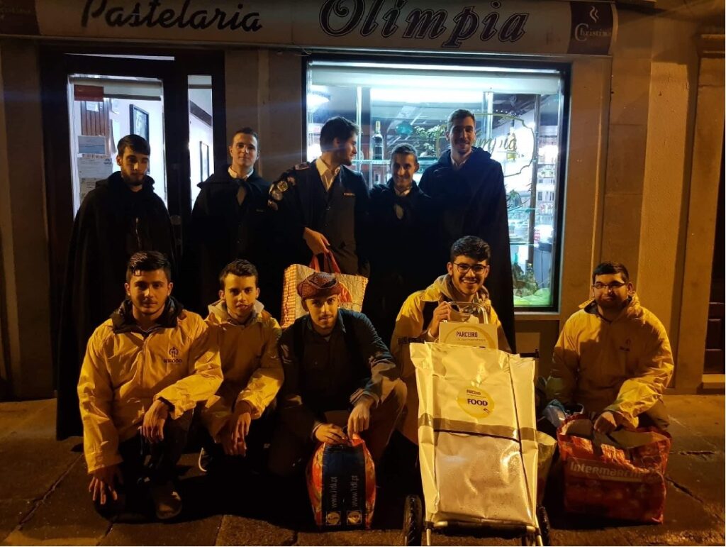 Alunos do Politécnico de Viana assinalam Dia Internacional do Voluntariado com apoio à Re-Food