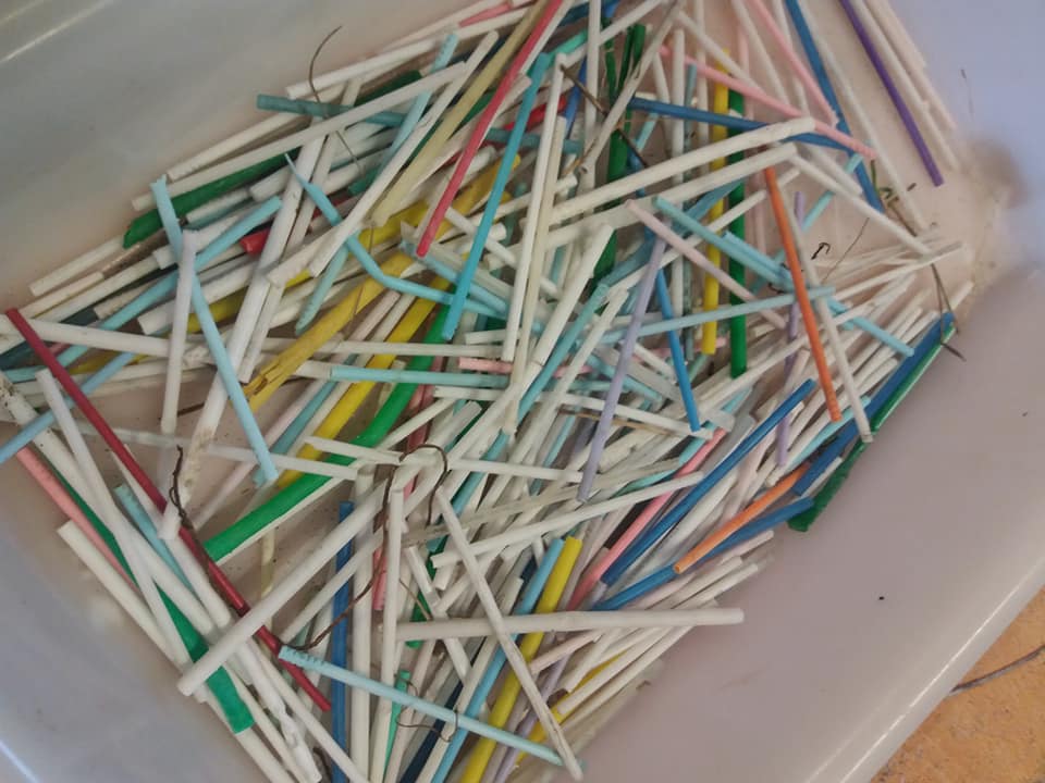 CMIA inventaria 35 quilos de lixo recolhido em apenas 100 metros da praia do Cabedelo
