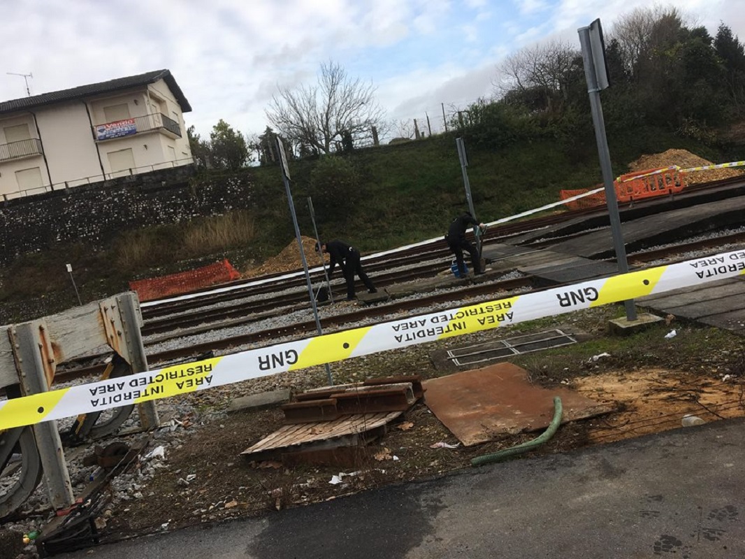 GNR inativou balona de pirotecnia detetada na linha da estação de Valença