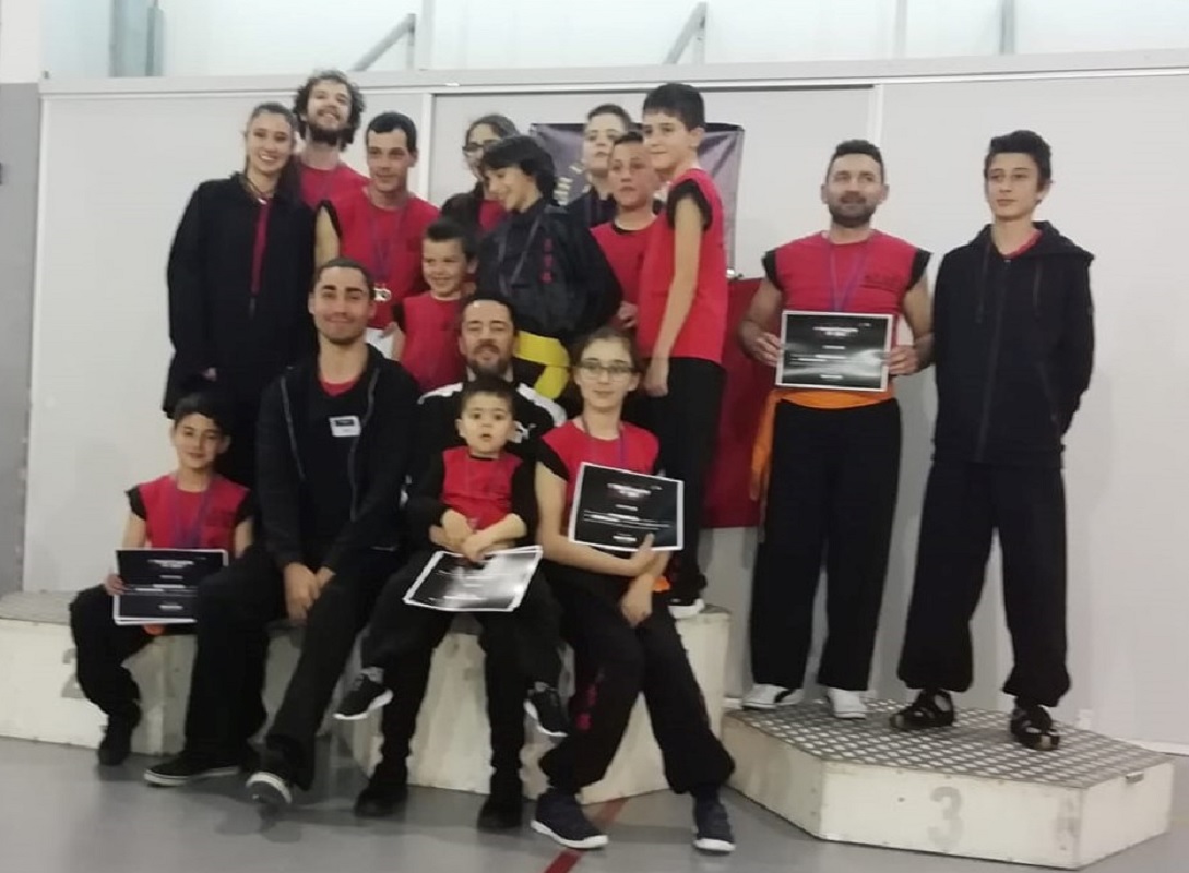 Kung Fu de Viana do Castelo conquista 17 medalhas em torneio de Wushu da Maia