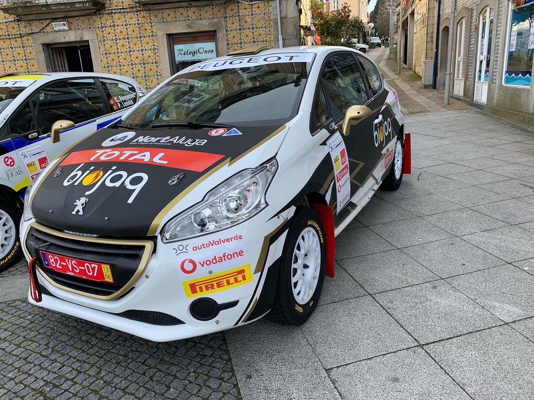 Vianenses João Alves e José Rodrigues participam no rali serras de Fafe