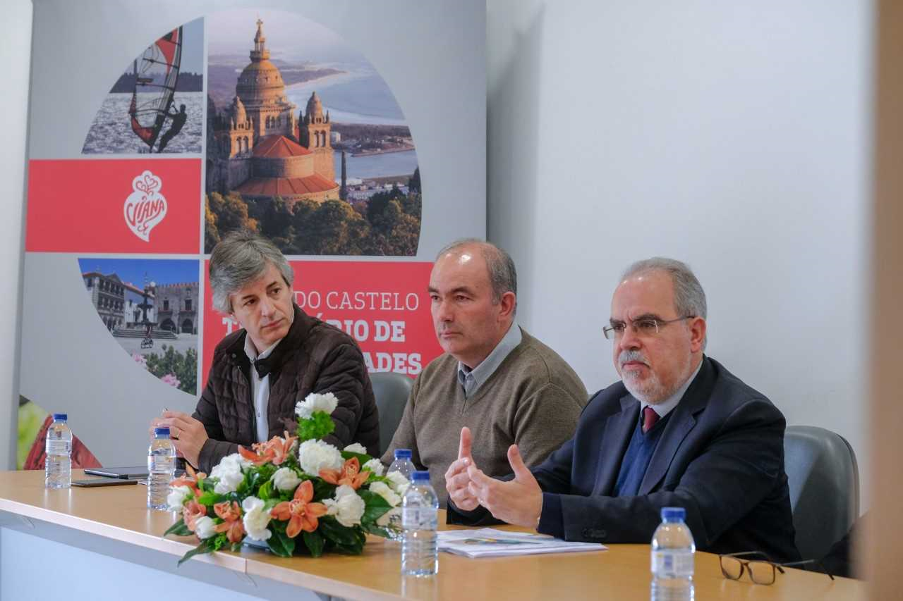 Executivo  apresenta investimento de 300 mil euros em água e saneamento em Mujães