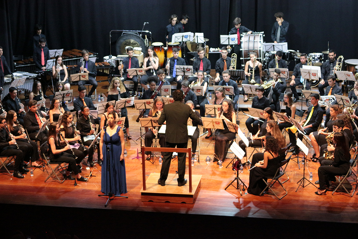 Orquestra da Costa Atlântica inicia novos projetos no continente africano