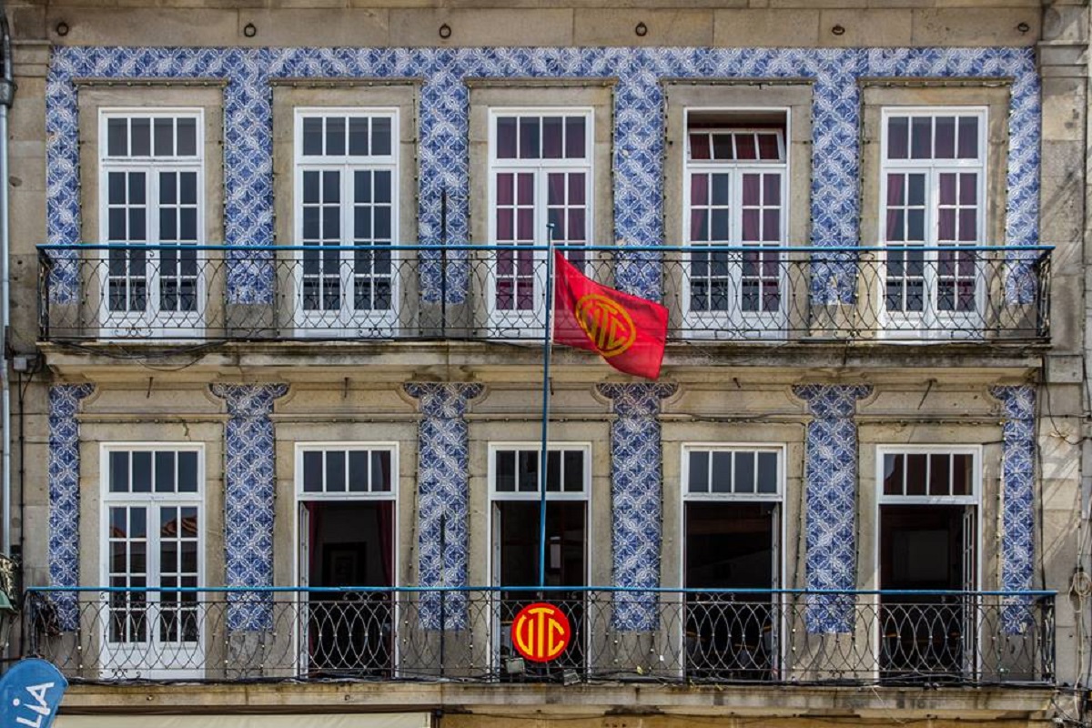 Esta sexta-feira! Música e poesia livre no Viana Taurino Clube
