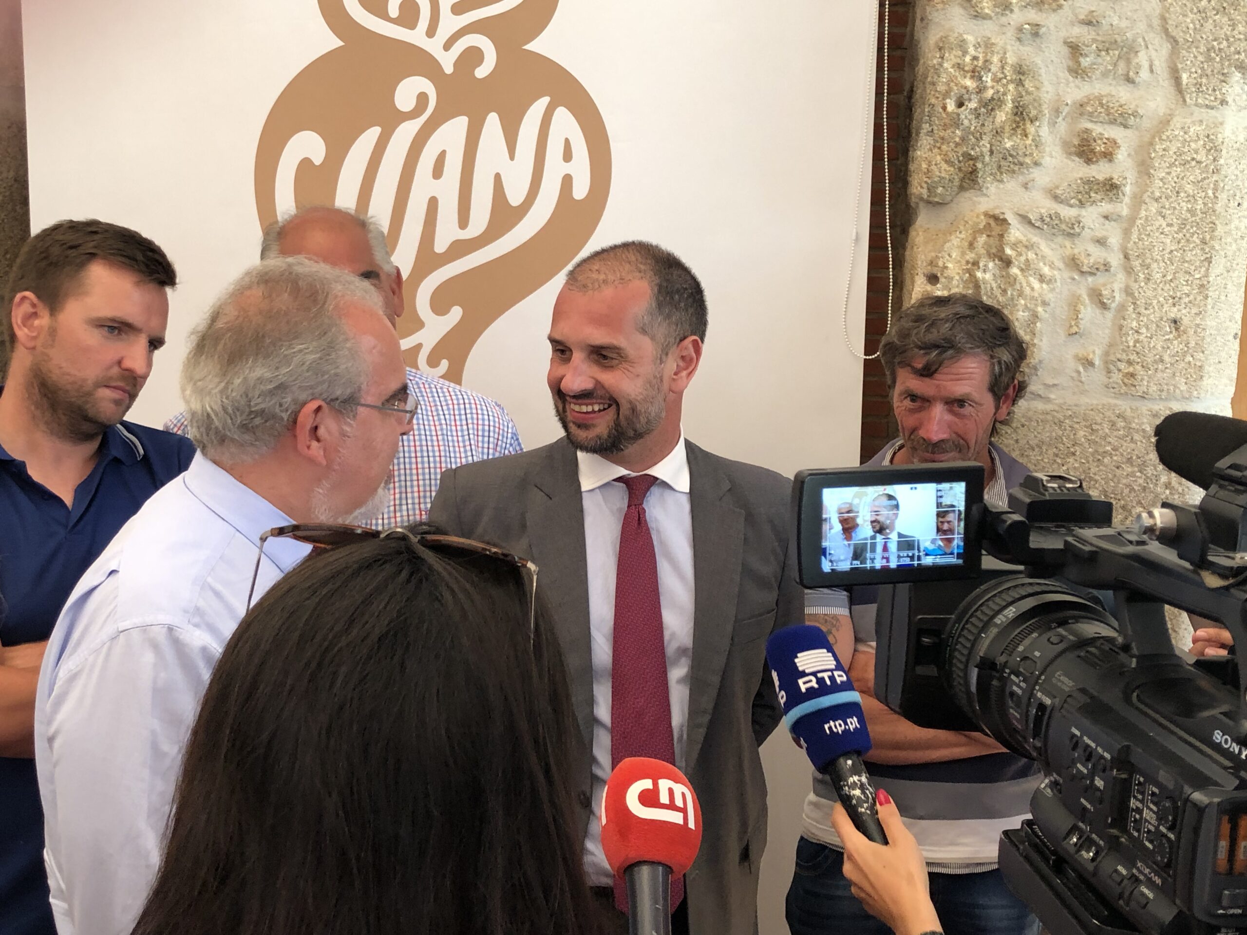 Compensação a pescadores por instalação de parque eólico flutuante volta a ser negociada em Viana