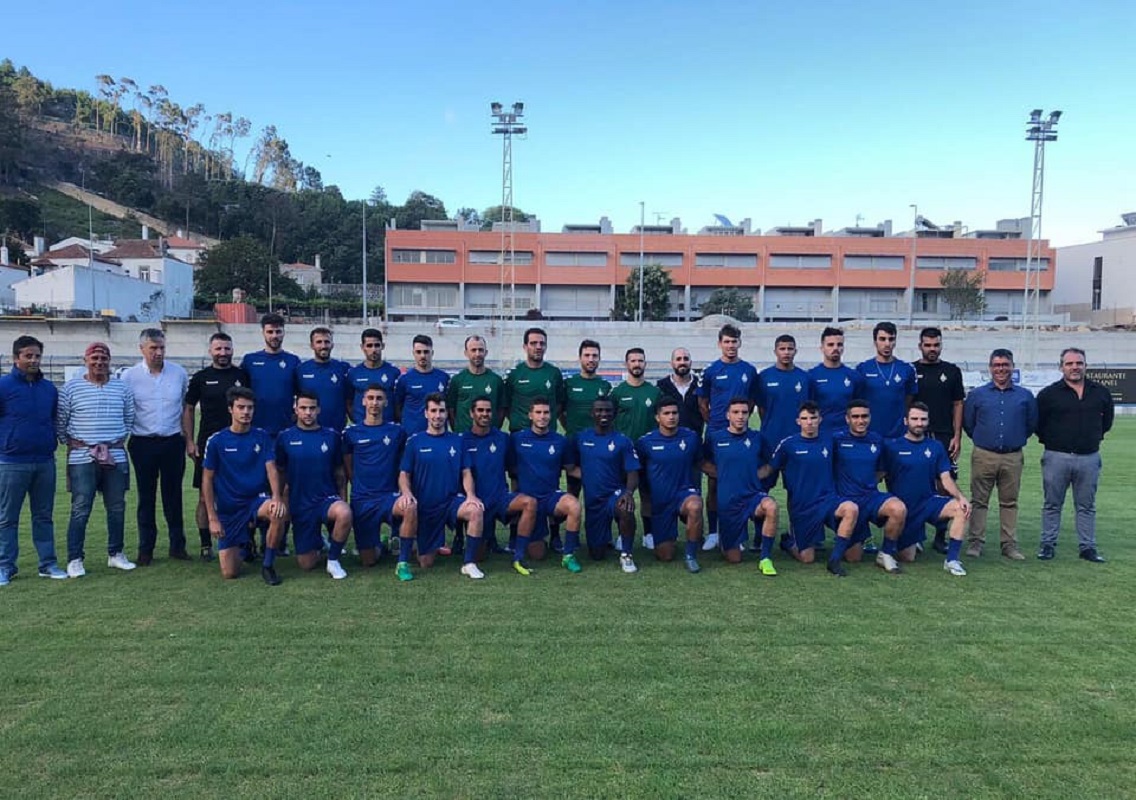 Troféu Manuel Passos apresenta plantel sénior aos sócios do Vianense