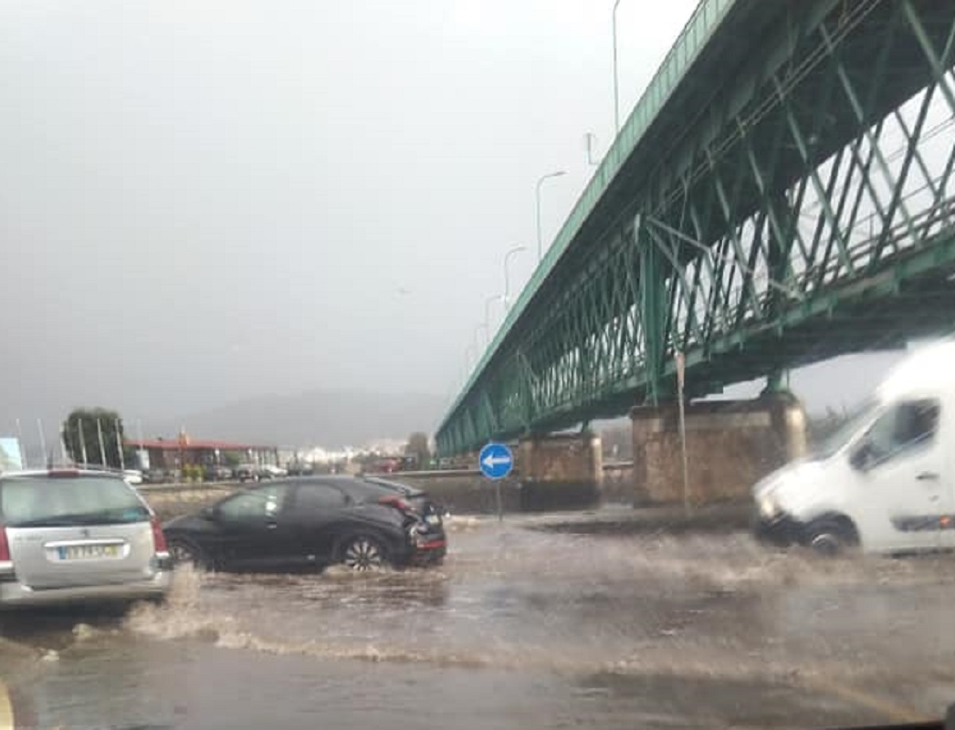 Chuva, vento e agitação marítima em Viana do Castelo até às 12h de quarta-feira