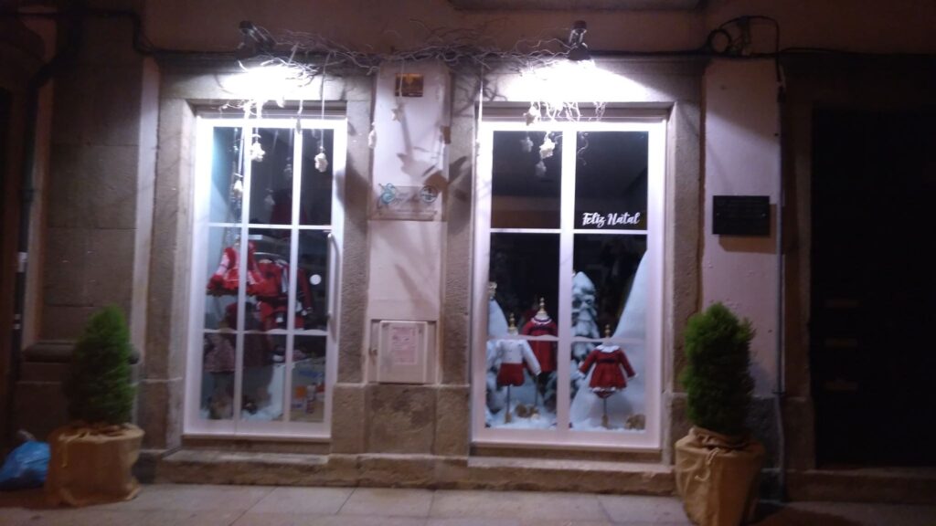 Dona Cegonha, Centro Óptico de Viana do Castelo e Casa Sandra vencem Concurso “Viana é Natal” da AEVC