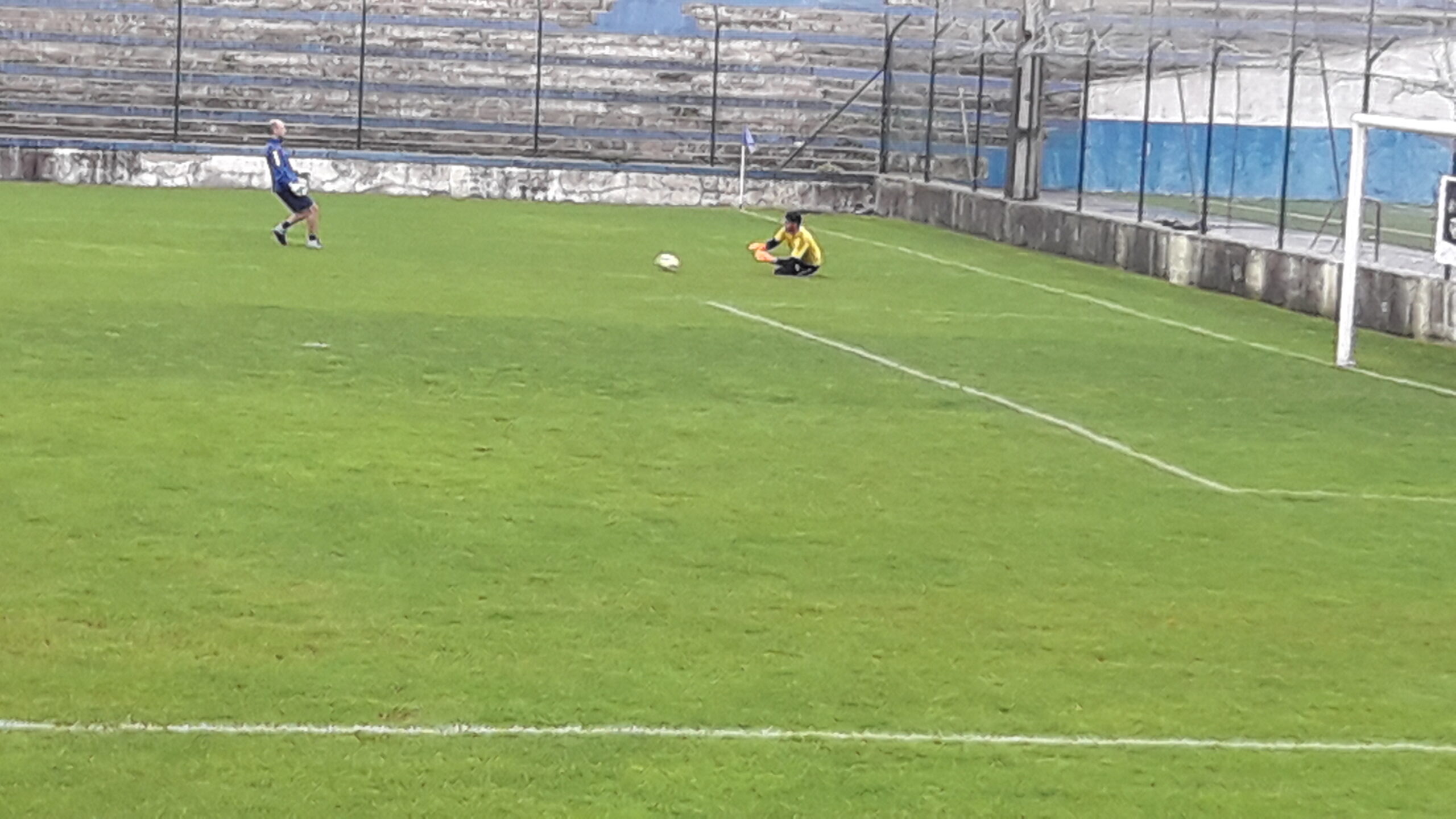 Limianos e Vianense empatam sem golos no jogo grande da jornada na primeira divisão distrital de futebol