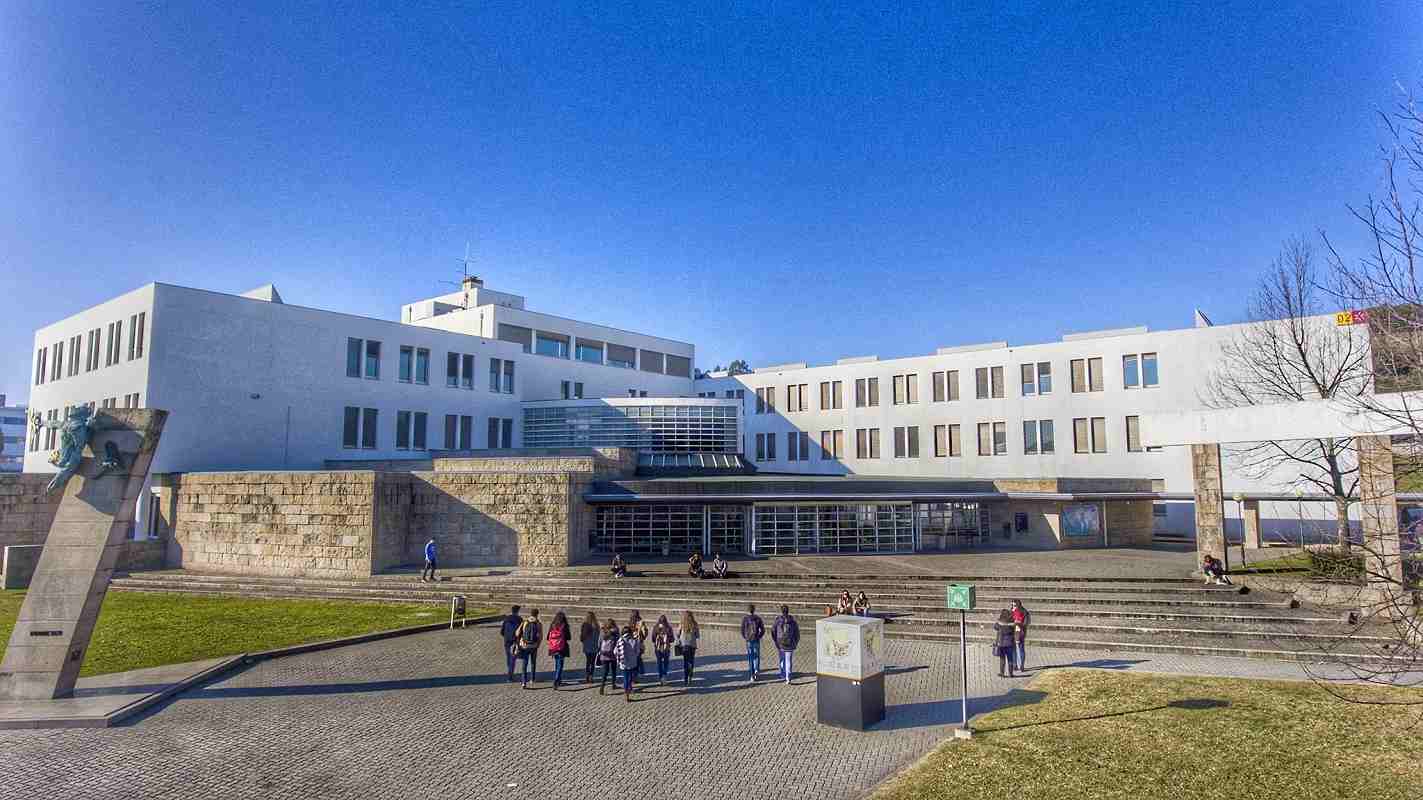 Covid-19: Universidade do Minho cria serviço clínico digital com atendimento gratuito