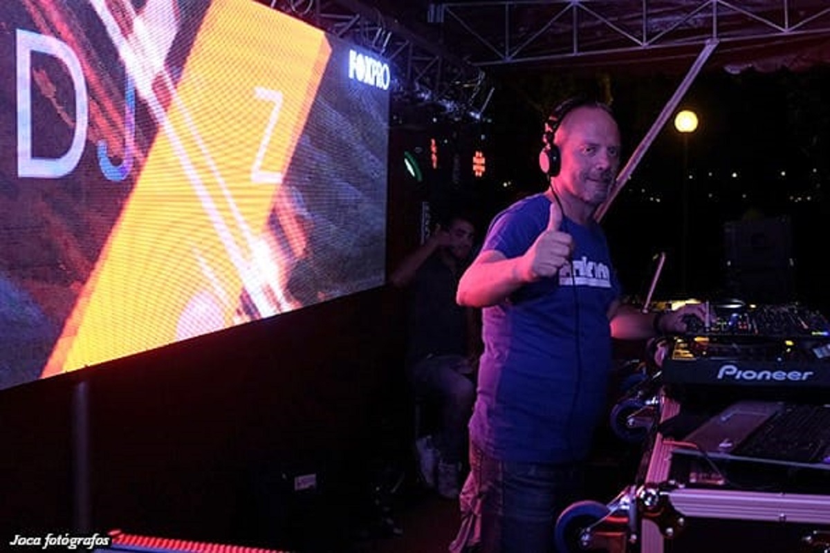 DJ Zezé Gonçalves anima Remember Viana Sol com matiné dos anos 80 transmitido online