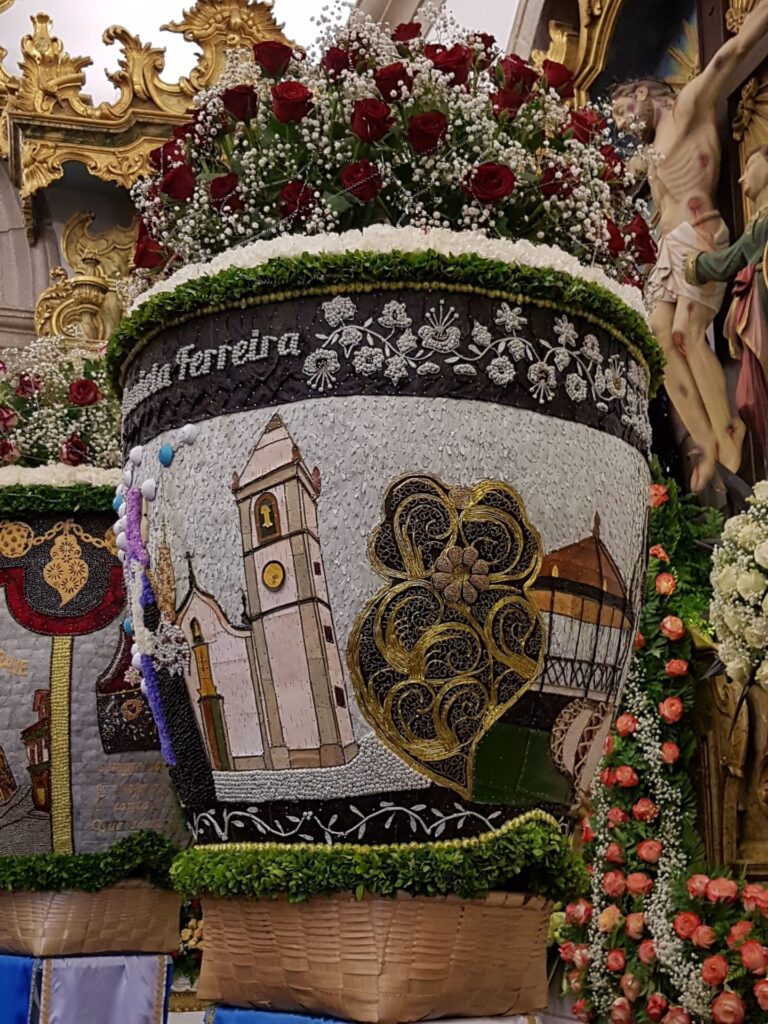 Com vídeo: Presidente da Câmara deixa mensagem a população de Vila Franca no dia da Procissão das Festas em honra de Nossa Senhora do Rosário