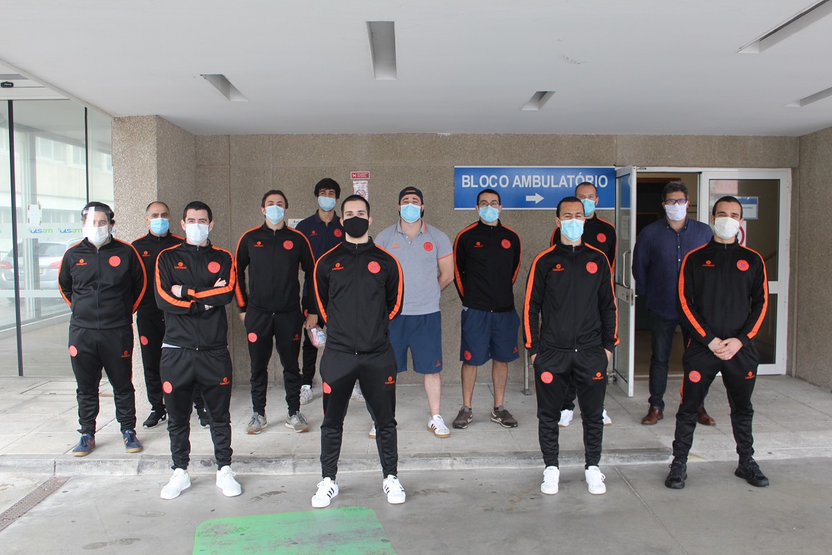 Atletas da Juventude de Viana juntos em campanha para dádiva de sangue