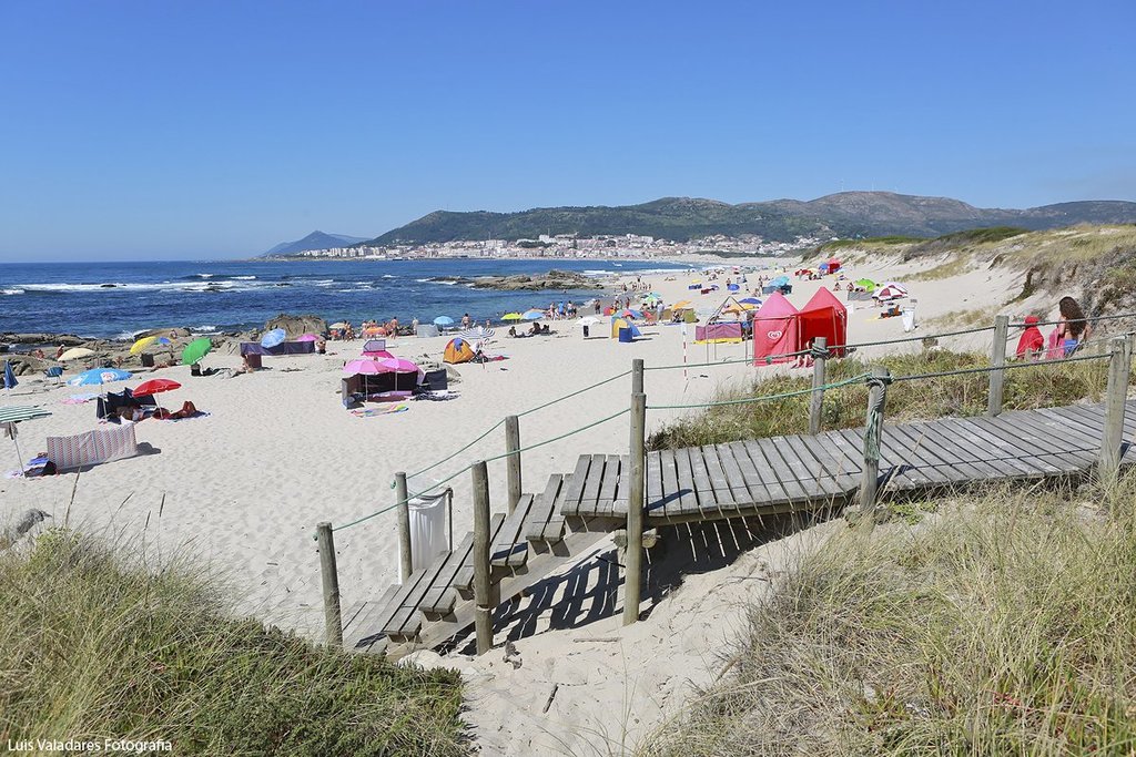 CAMINHA: Duas pessoas resgatadas do mar na praia Forte do Cão