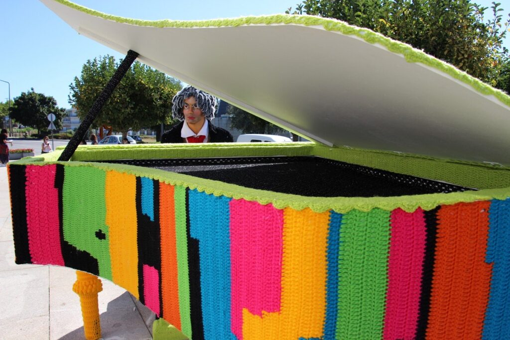 “O Crochet sai à Rua” em Vila Nova de Cerveira