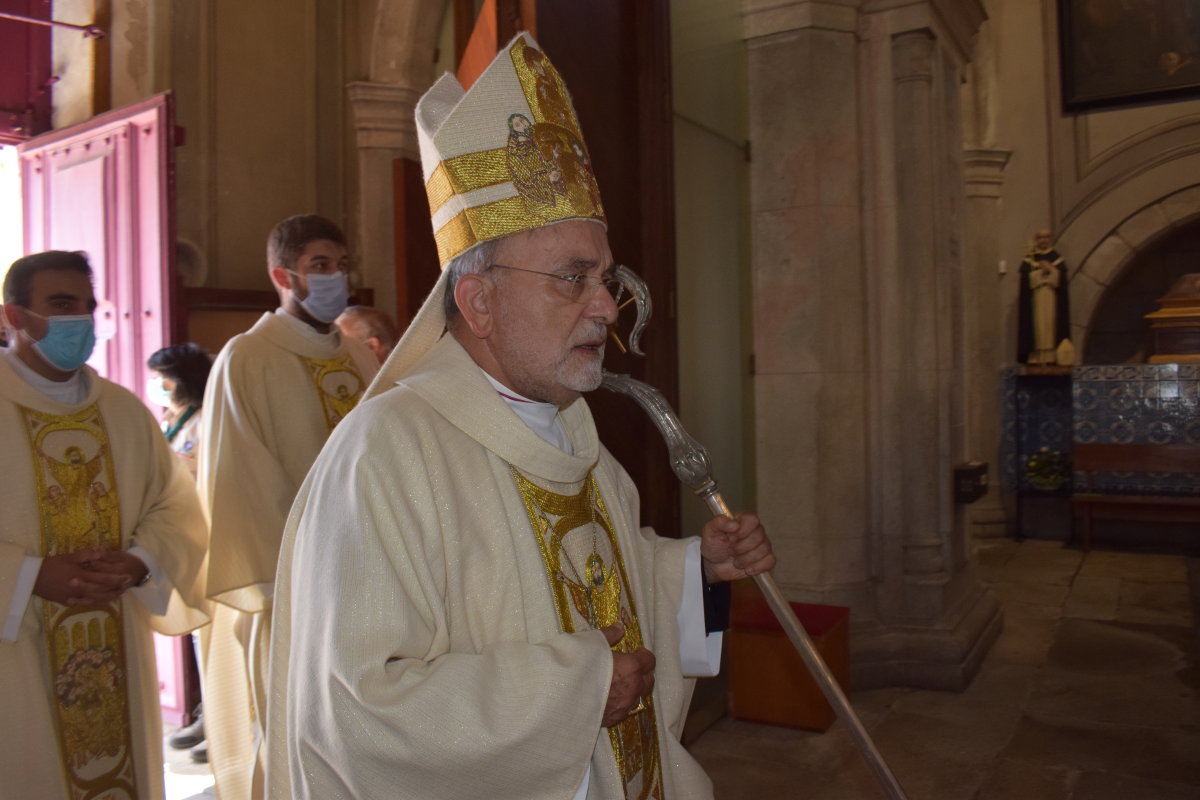 Bispo de Viana do Castelo comemorou bodas de ouro sacerdotais na Sé Catedral