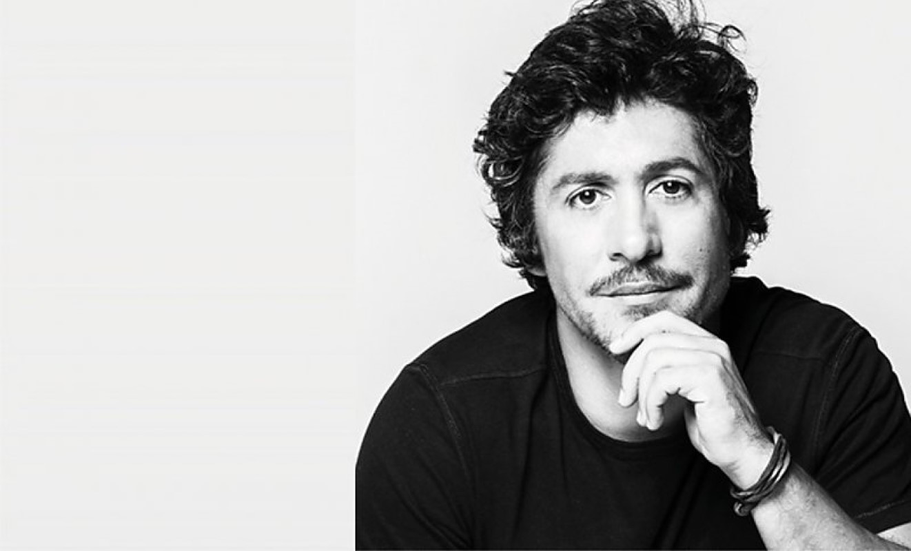 Teatro Diogo Bernardes celebra 124 anos com concerto de João Pedro Pais