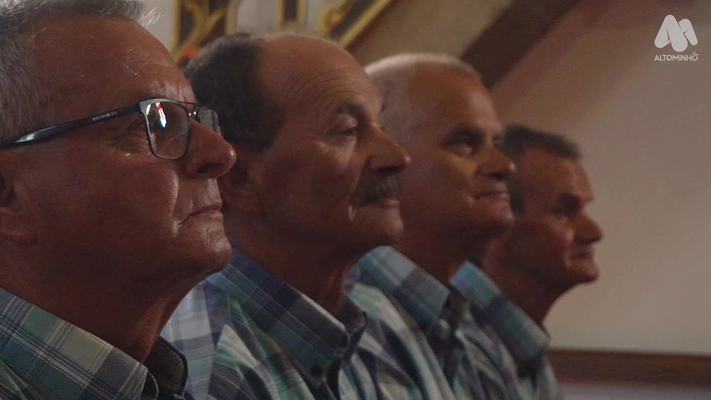 Vídeo: “Irmãos devotos”