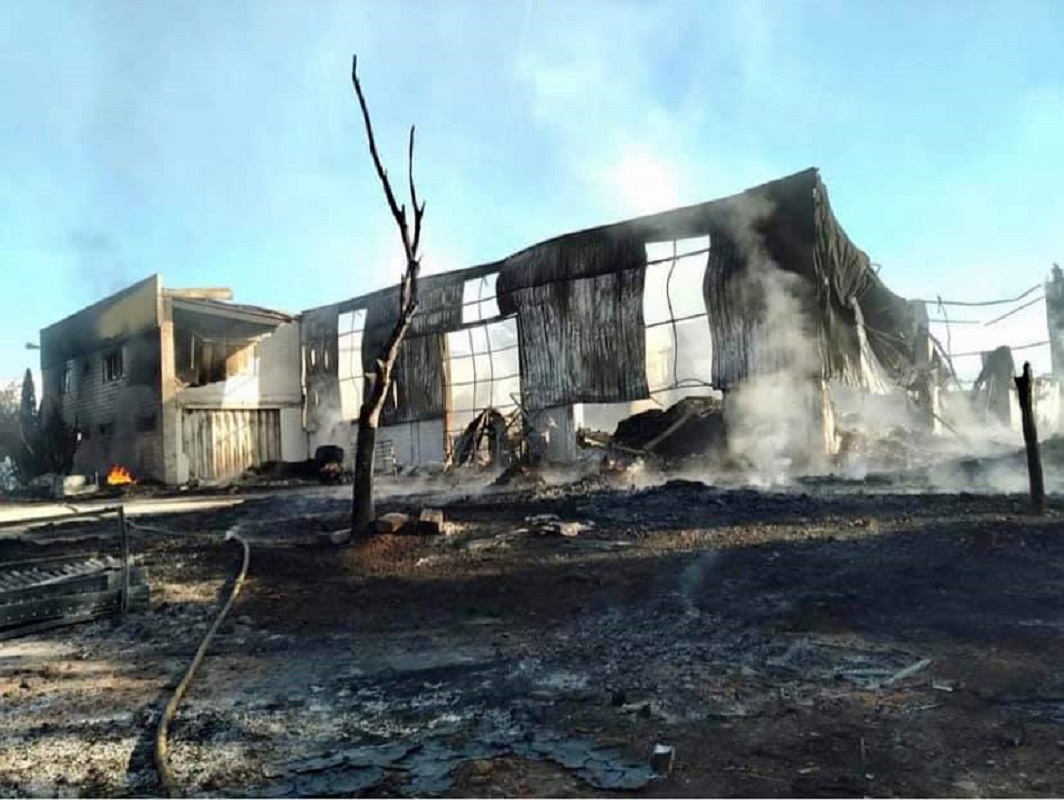 Incêndio: Bombeiros de Famalicão mostram destruição em fábrica de Valença