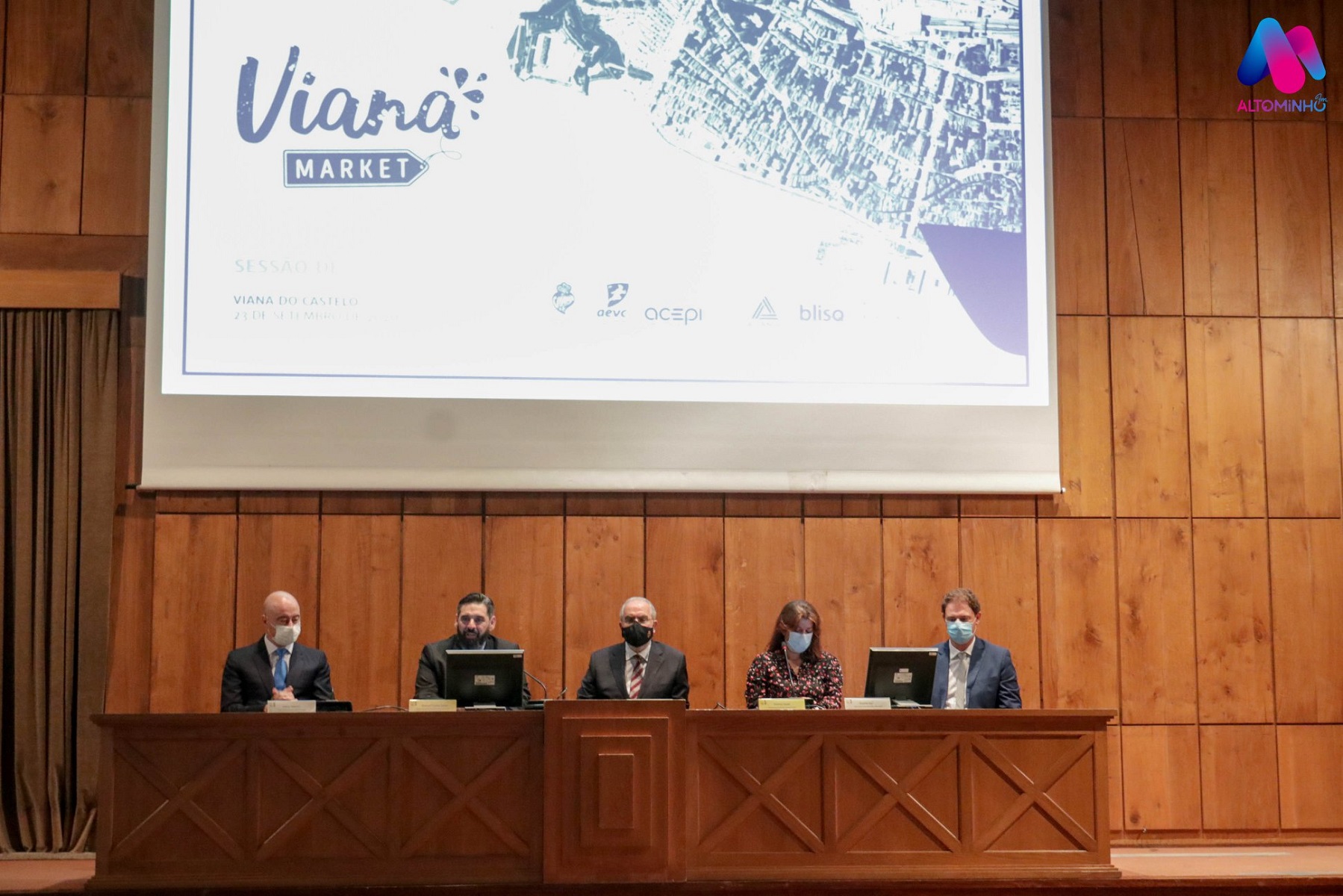 Plataforma digital de Viana do Castelo com 125 lojas de diversas categorias de negócio