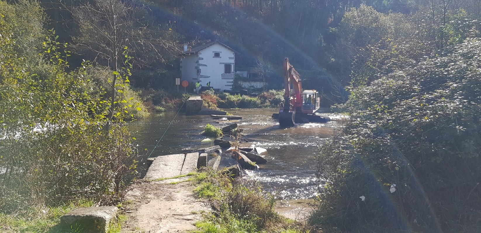 Começou a reconstrução da ‘ponte do Sebastião” que liga Antas e Castelo de Neiva