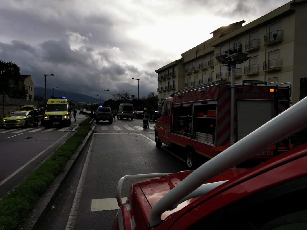 Arcos de Valdevez: Adepto de tuning hospitalizado em estado crítico