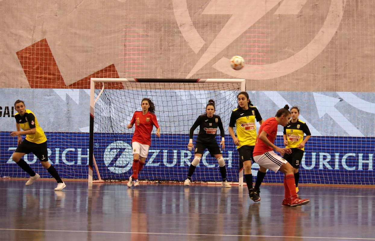 Santa Luzia perde com Benfica e está fora da final da Taça de Portugal de Futsal Feminino