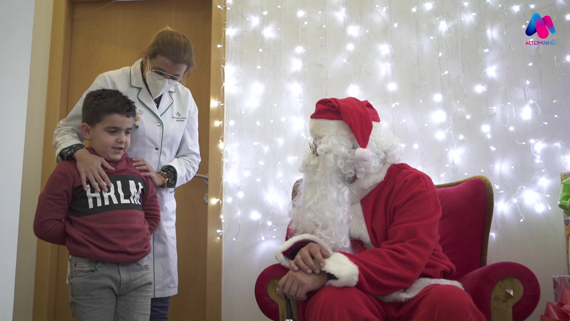 Pai Natal visita Motriviana para fazer sorrir os seus clientes mais novos