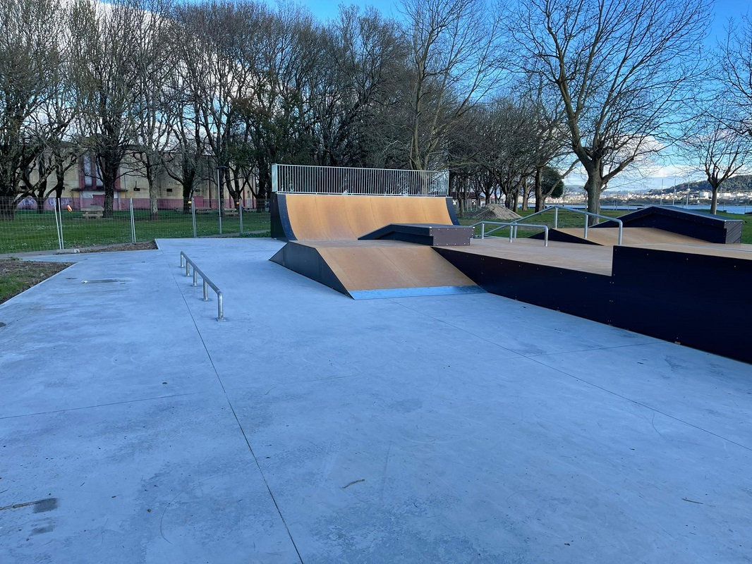 Skate Parque junto à antiga Praça de Touros de Viana está concluído