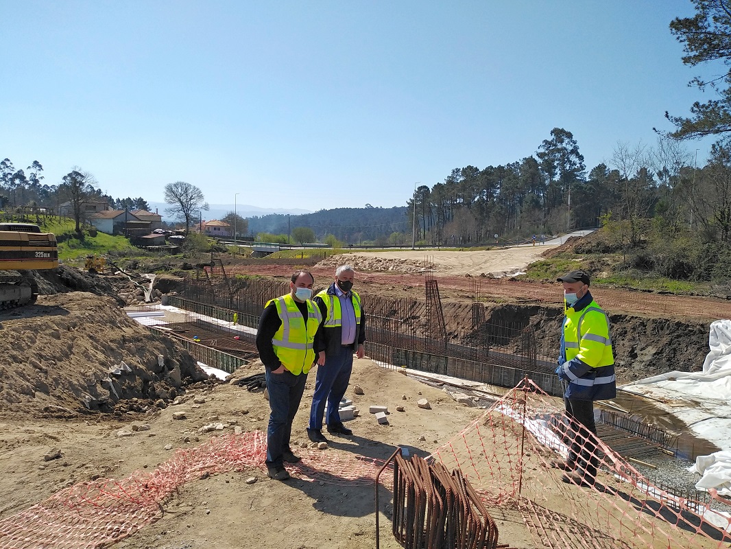 Trabalhos de ligação de EN 303 Sapardos-Paredes de Coura “visíveis no terreno”