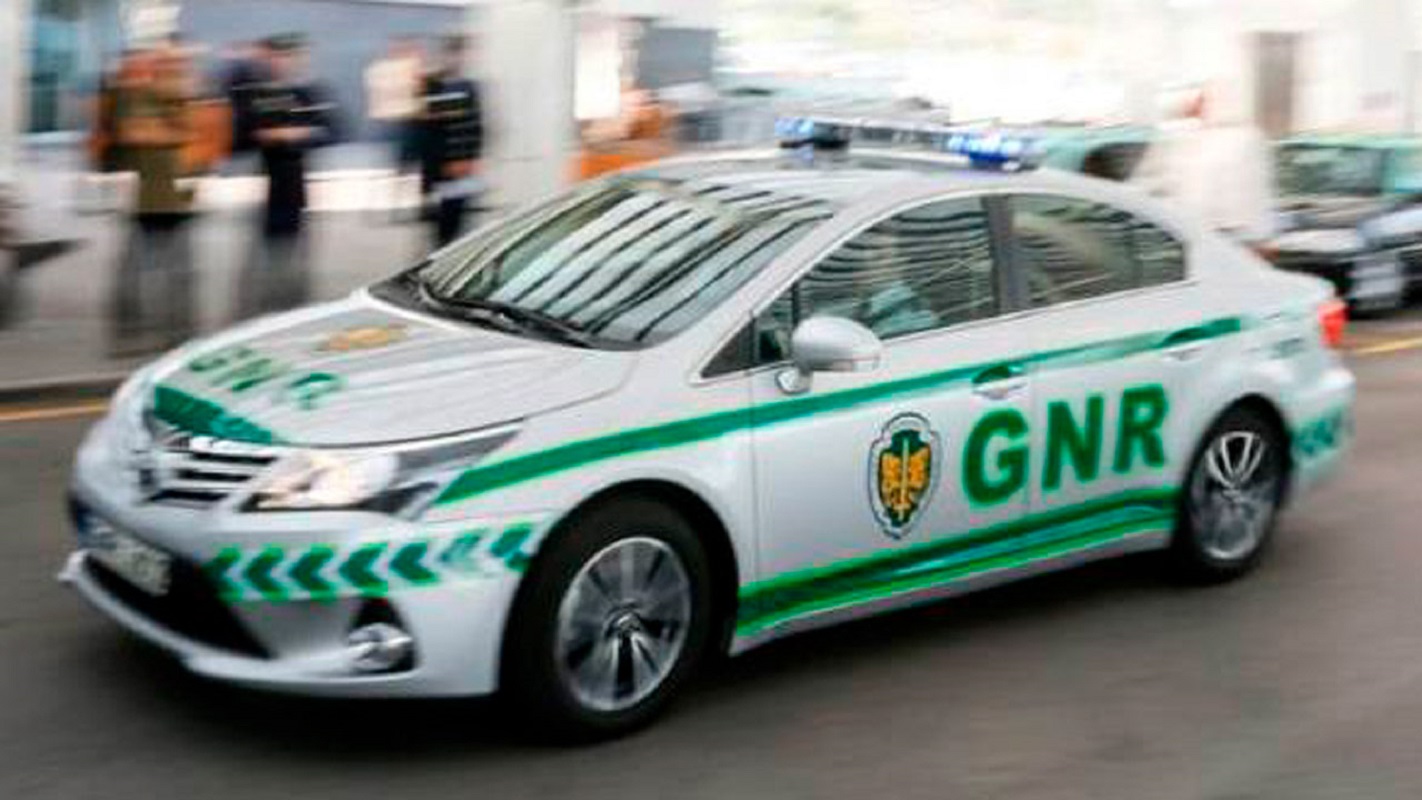 Valença: GNR recupera 205 artigos furtados em estabelecimento comercial