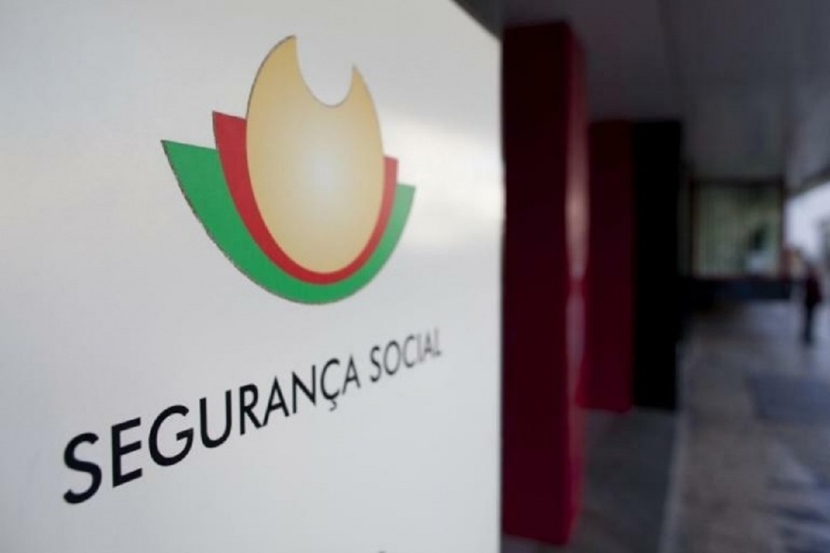 Pensões da segurança social pagas hoje com aumentos