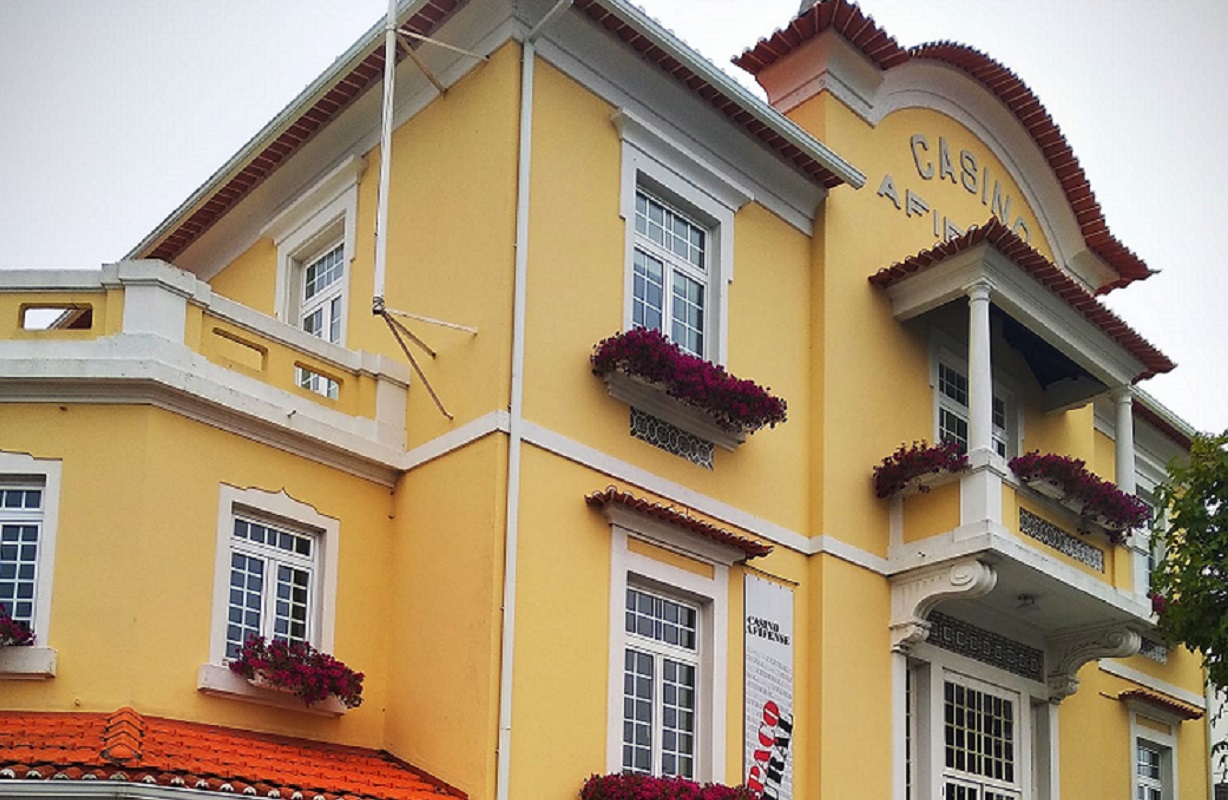Viana do Castelo: Casino Afifense recebe comemorações do 47º aniversário da Revolução dos Cravos