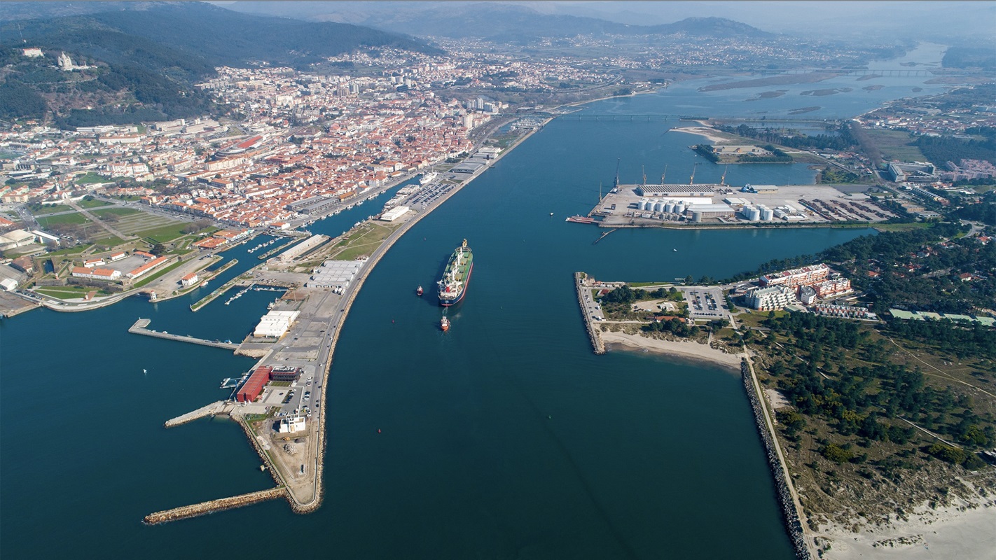 Carga movimentada nos portos do Norte equivale a 71% do total galego até novembro