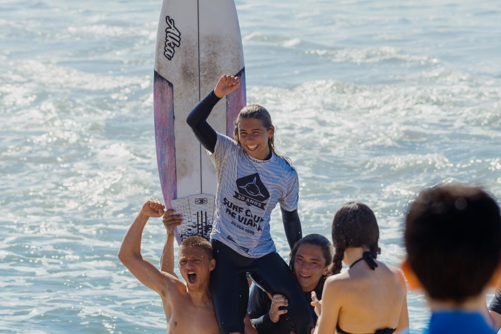 Campeões regionais de surf do Norte apurados em prova com recorde de participantes