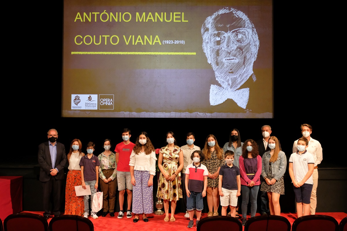 Teatro Sá de Miranda recebeu cerimónia do Prémio Escolar António Manuel Couto Viana 